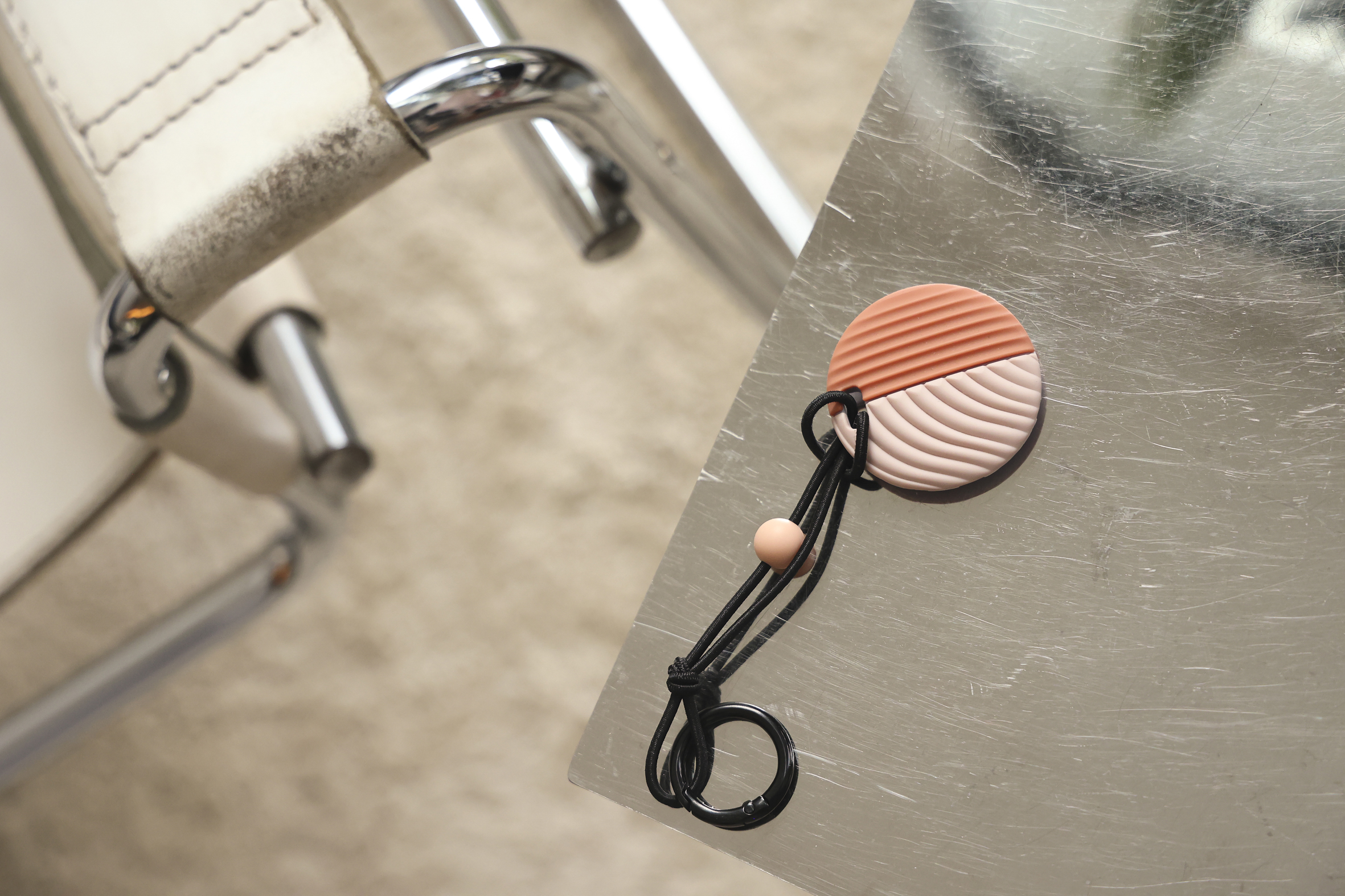 CALM CIRCLE – DISKREETNE 2-IN-1 ABIVAHEND KESKENDUMISEKS - Image 21