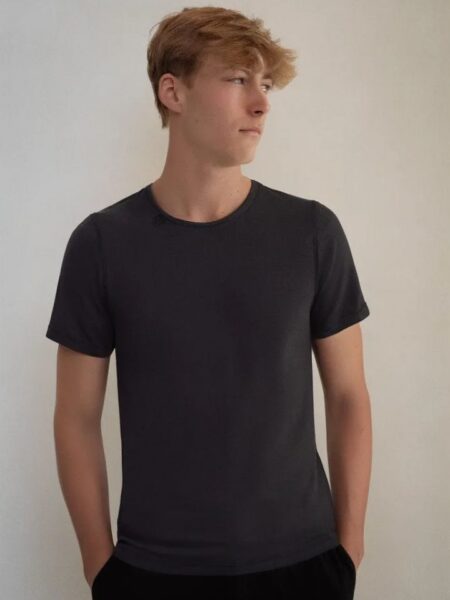 BLUSSS SENSORY T-SÄRK - ÕMBLUSTETA MEESTELE