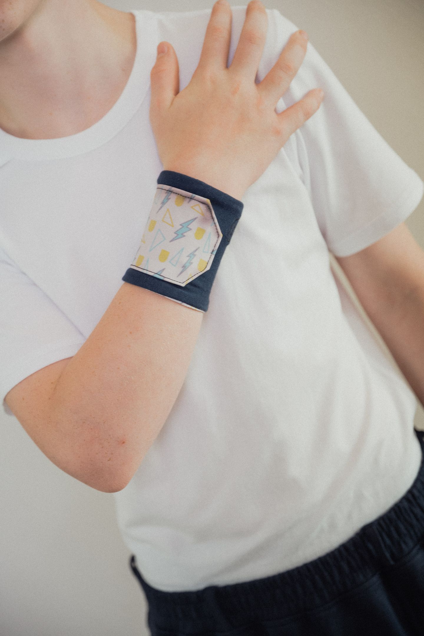 MOODMAGIC – VÄRVI MUUTEV SENSOORNE RANDMEPAEL ENESEREGULATSIOONI TOETAMISEKS - Image 8